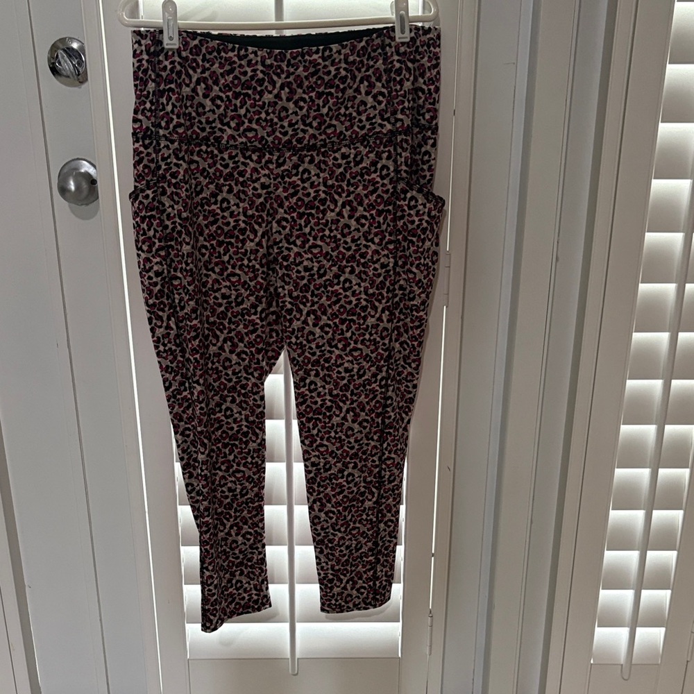 Chico's Zenergy Pink and Black Patterned Leggings